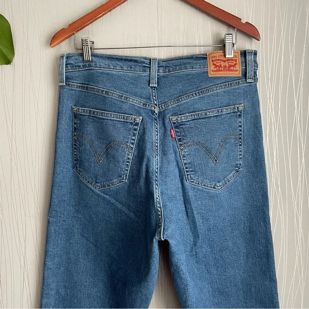 Levi’s Ribcage Straight Ankle Jeans size 32 - Picture 6 of 10